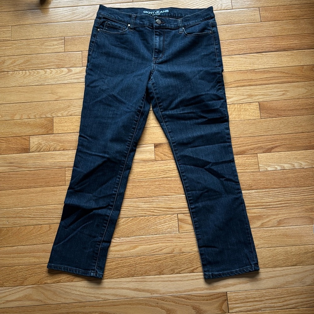 DKNY skinny jeans size 6